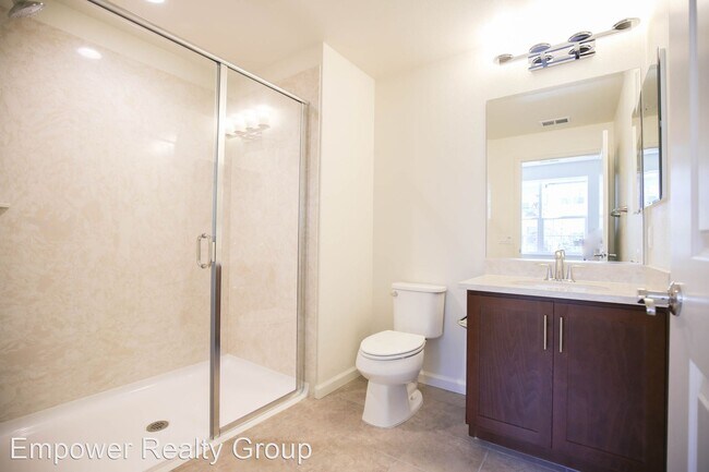 Building Photo - 3 br, 3.5 bath House - 4067 Dobbins Loop