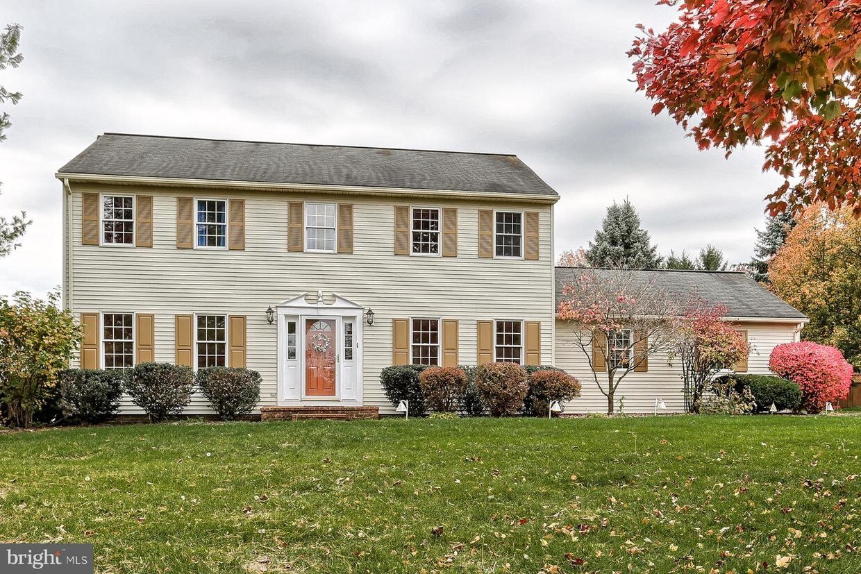 504 Greenhowe Dr, Lititz, PA 17543 House Rental in Lititz, PA