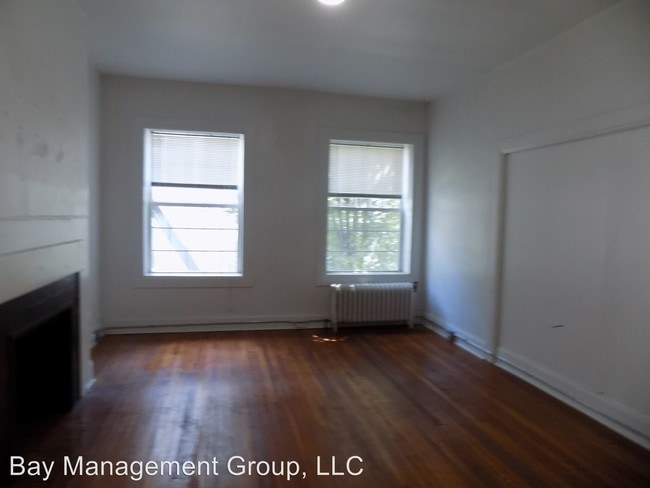 Building Photo - 3111 N Charles St