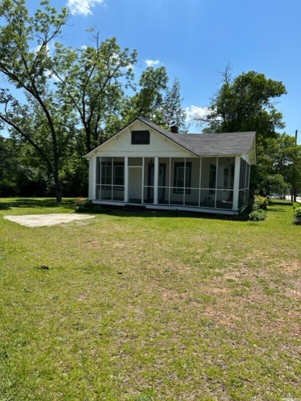 3829 Ridgewood Ave, Columbia, SC 29203 House Rental in Columbia, SC