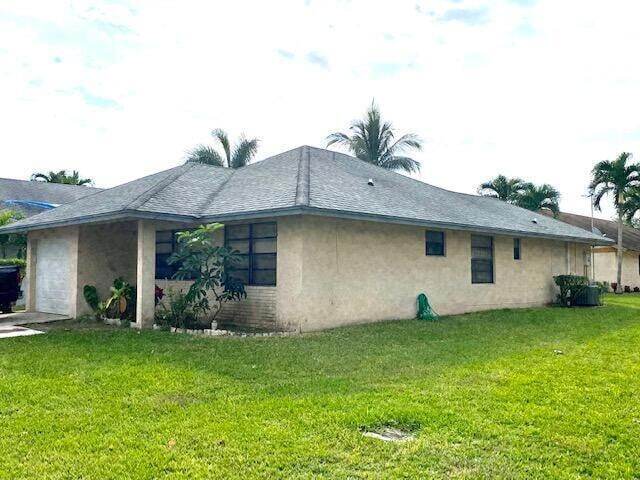 Foto del edificio - 1322 Pines Ln