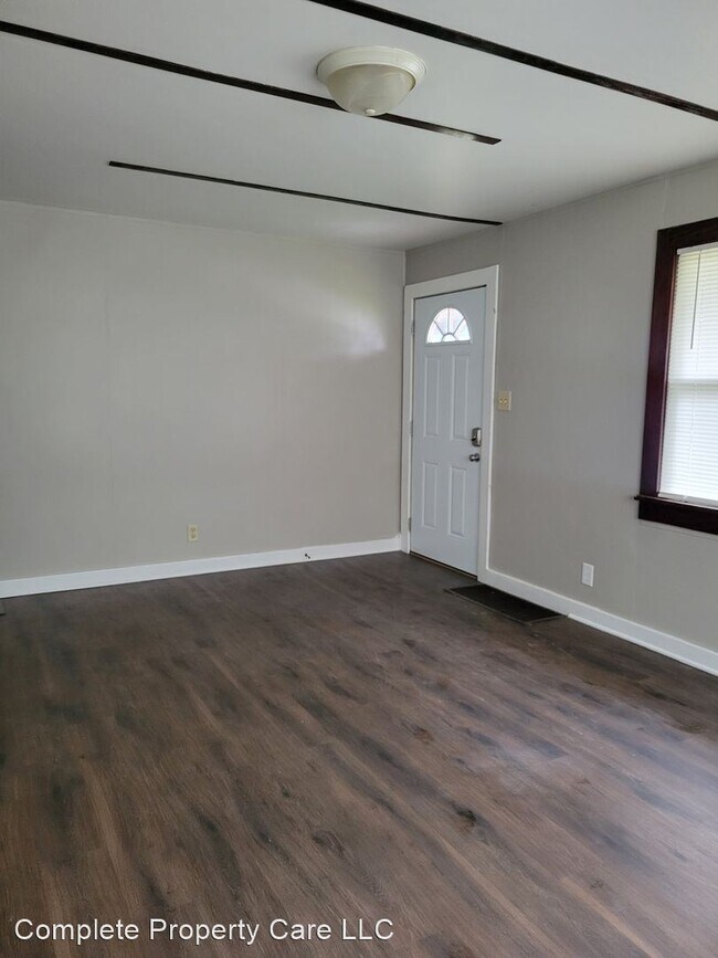 Building Photo - 3 br, 1 bath House - 2213 S Beacon