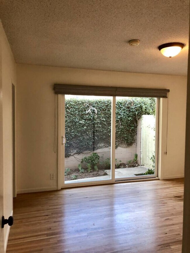 Master Bedroom - 8110 W 83rd St