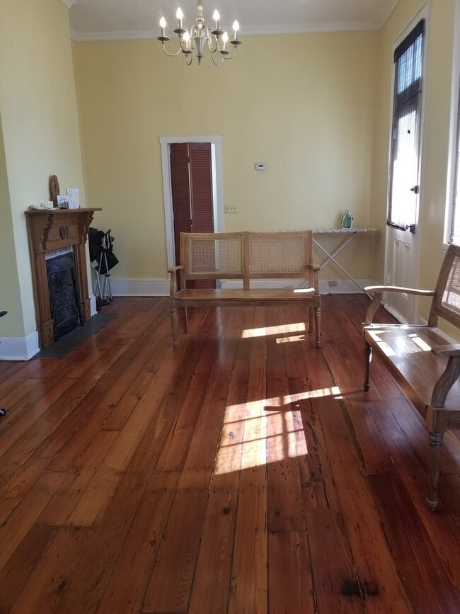 Building Photo - 820 ESPLANADE AV #4, New Orleans, LA 70116