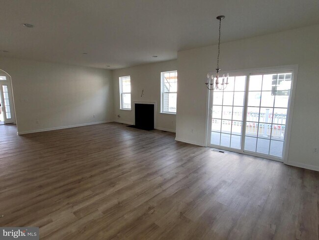 Building Photo - 24486 Chianti Ln