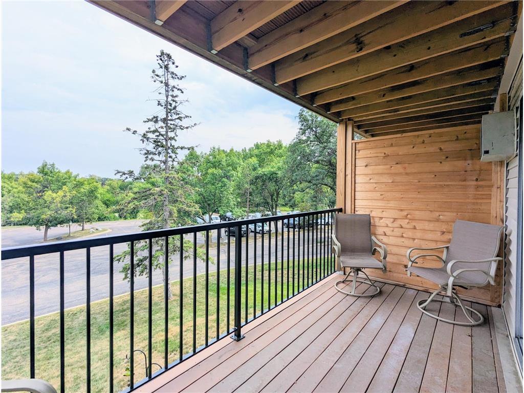 10211 Cedar Lk Rd S Unit 205, Hopkins, MN 55305 Room for Rent in