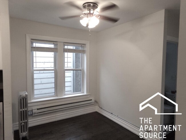 Foto del edificio - 2131 W Giddings St