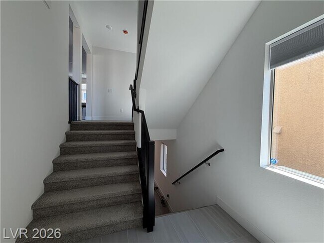 Foto del edificio - 7346 Pioneer Way