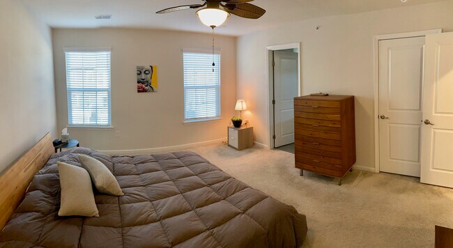 Master bedroom - 247 Madison Ln