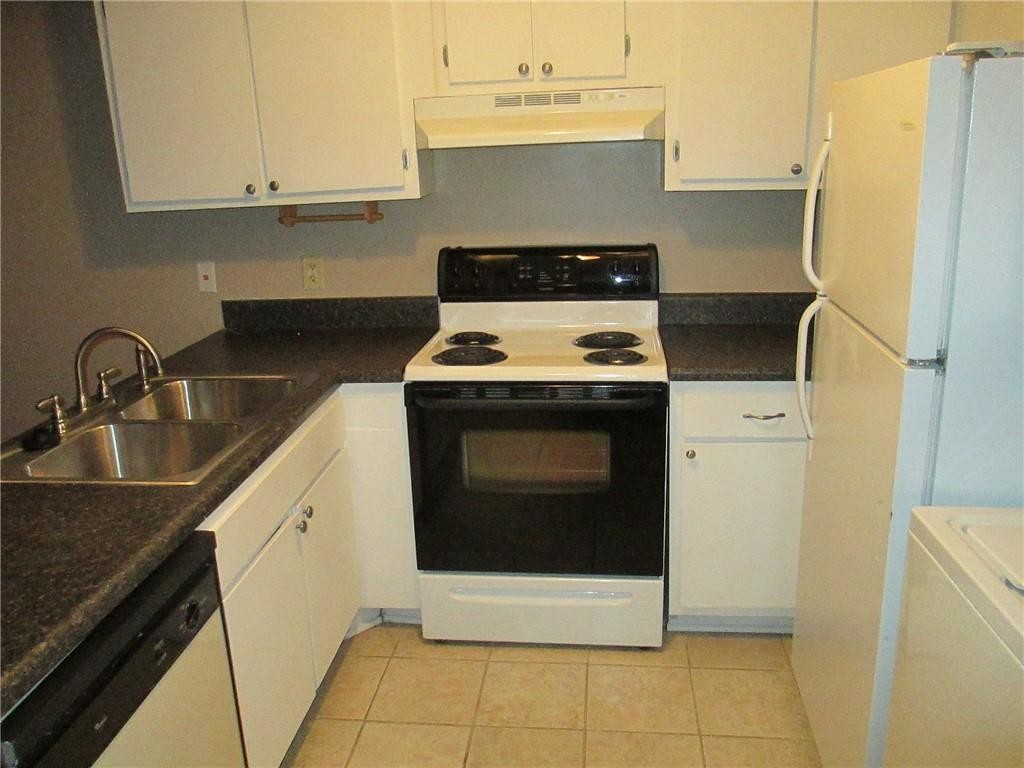 Primary Photo - 150 Ligon St