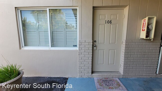 Building Photo - 1 br, 1 bath House - 199 E McNab Rd Apt 108