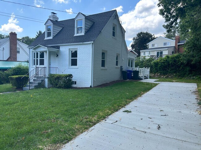 Foto del edificio - 2901 Kensington Blvd