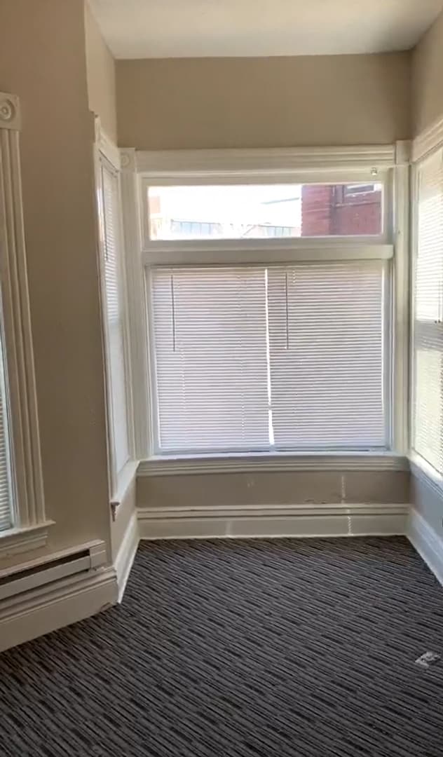 Interior Photo - 256 Marshall Ave