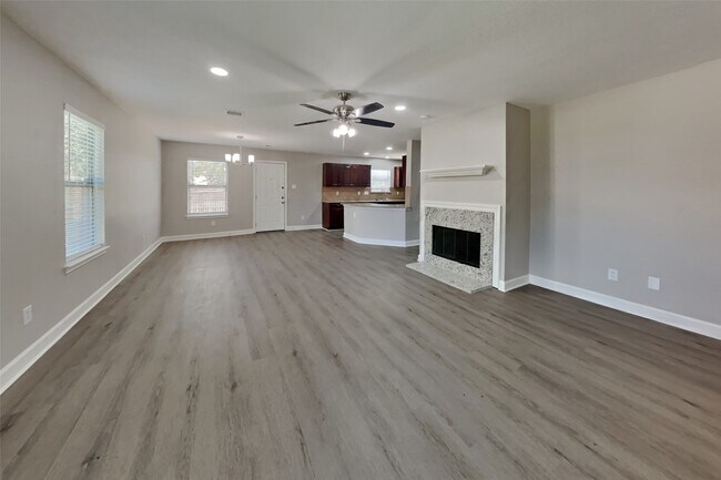 Building Photo - 7718 Balsam Crossing Ln