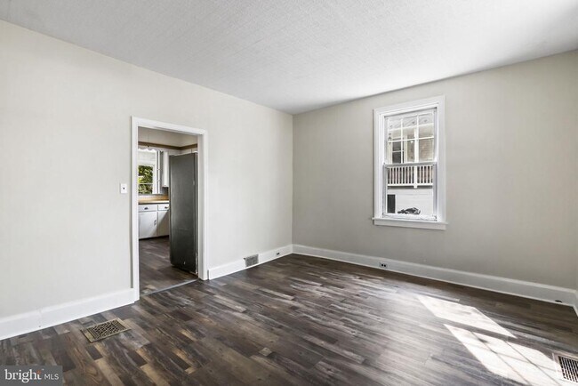 Foto del edificio - 146 Hall St