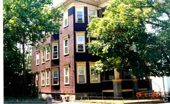 Foto del edificio - 103 Linden St