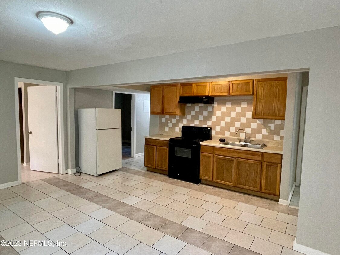 Foto principal - 1738 Wright Ave