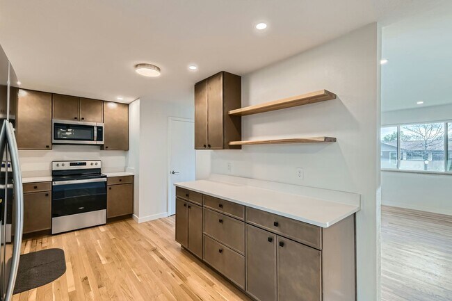 Foto del edificio - 1430 Lashley St