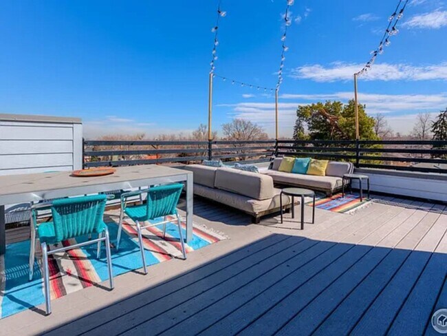 Foto del edificio - 2038 High St