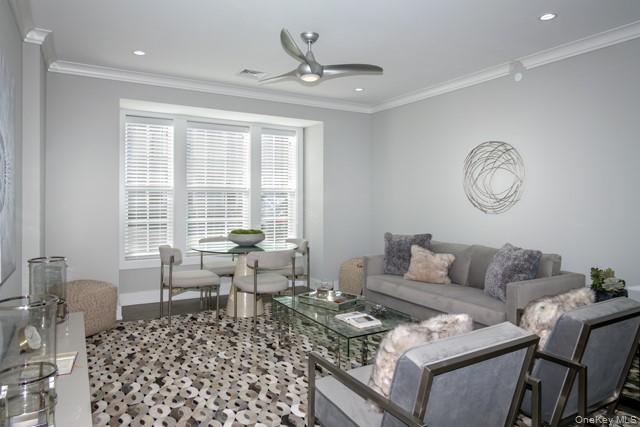 Foto del edificio - 75 Circle Dr