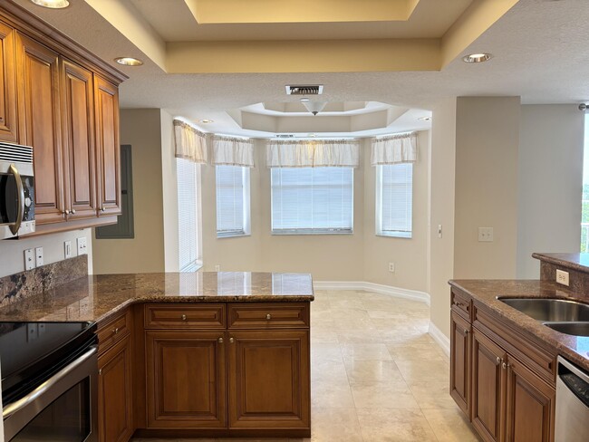 Building Photo - 1395 S Ocean Blvd