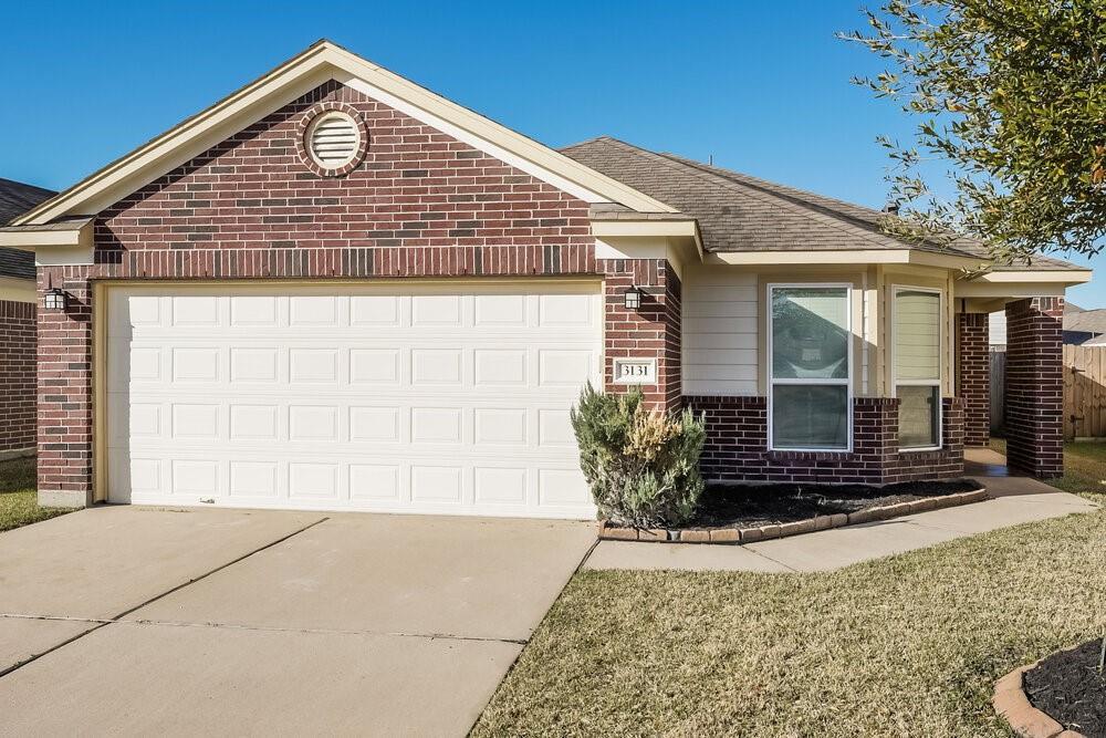 Foto principal - 3131 View Valley Trail