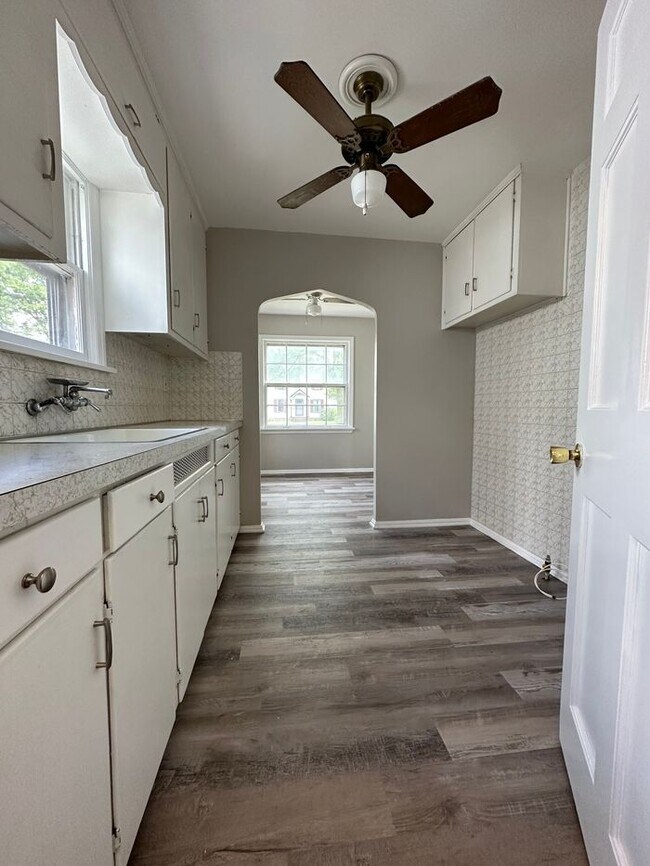 20710 Raymond St, Maple Heights, OH 44137 Townhome Rentals in Maple