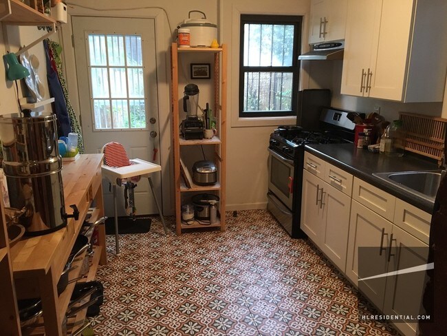 Foto del edificio - 414 Madison St