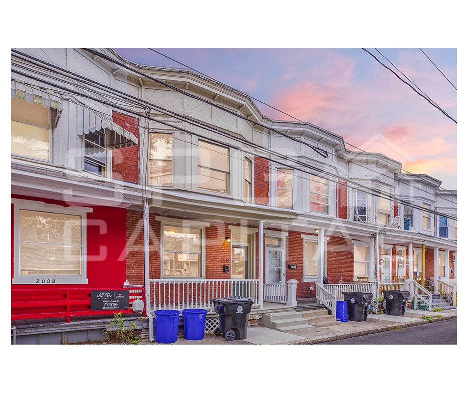 Primary Photo - 2010 Susquehanna St