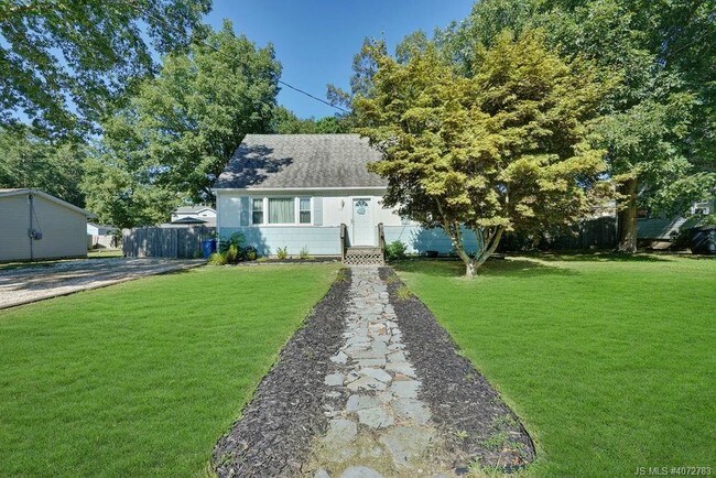 Building Photo - 148 Tiller Ave