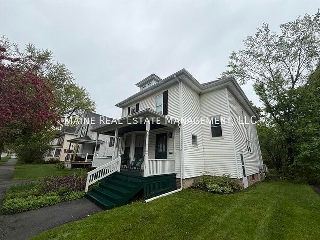 Building Photo - 188 Elm St