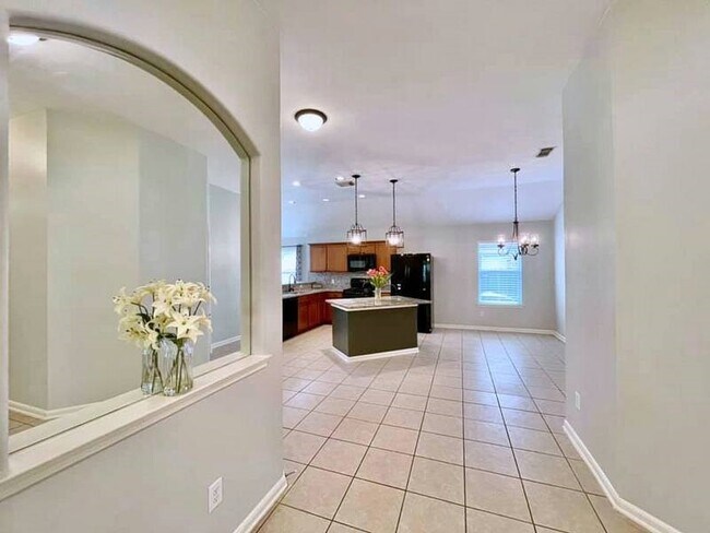 Foto del edificio - 6722 Lilacbrook Ct