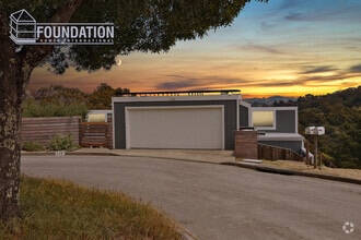 Building Photo - 330 Deertrail Ln