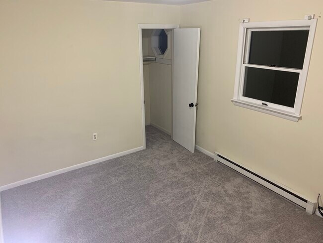 First bedroom - 1265 Woodmere Rd