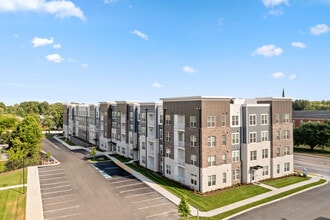 Building Photo - THE CASCADE AT FOUNDRY CREEK