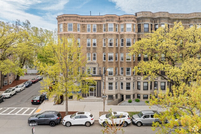 Alternate - 1140 Commonwealth Ave Apartments