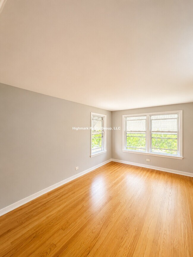 Building Photo - 8242 Kilpatrick Ave