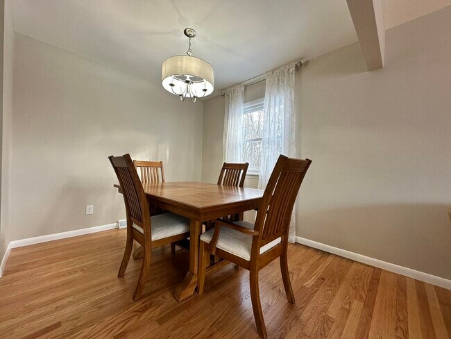 Foto del edificio - W224N7690 Wooded Hills Dr
