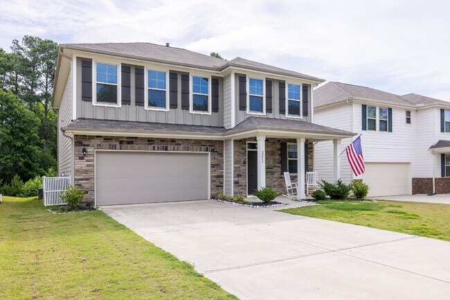 Foto del edificio - Spacious 4-Bedroom Gem with 2.5 Baths –2216 Sussex Road in York, SC with Clover Schools!