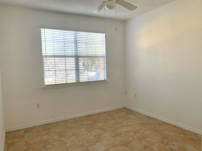 Foto del edificio - 10873 Windsor Walk Dr