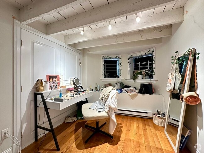 Building Photo - 836 Huntington Ave