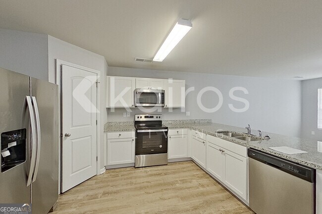 Foto del edificio - 797 Dove Tree Ln