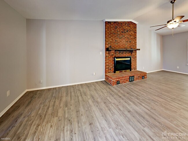 Foto del edificio - 2518 Studley Rd