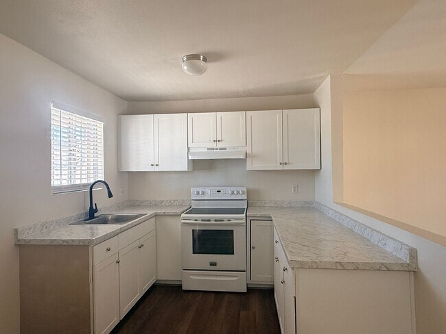 Foto del edificio - 5422 S Swenson St