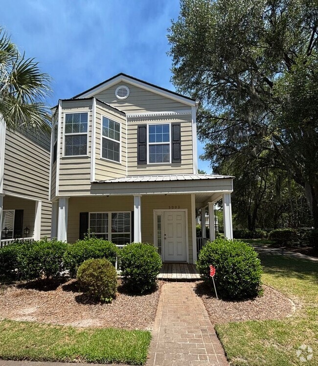 Building Photo - 500 Bradwell St