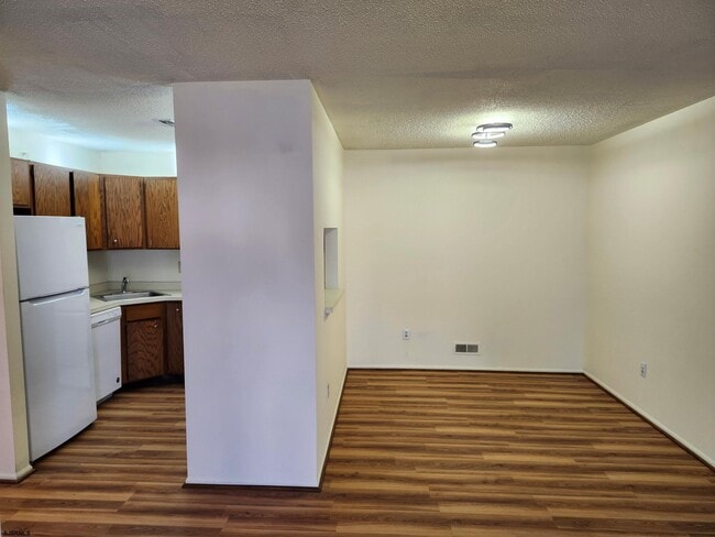 Foto del edificio - 25 Liberty Ct