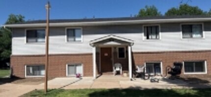 Building Photo - 216 14th St