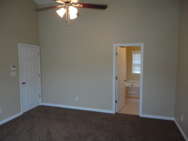 Building Photo - 2709 Stadium Dr