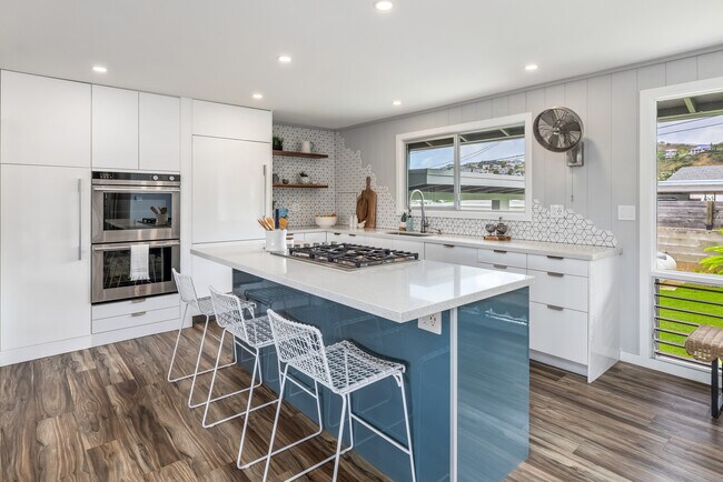 Foto del edificio - 1384 Nanawale Pl