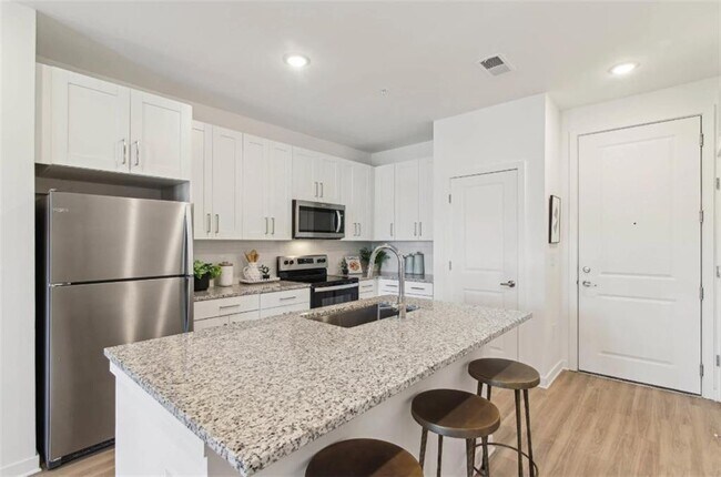 Foto del edificio - 550 Webb Gin House Rd